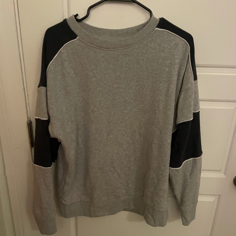 American eagle sweatshirt